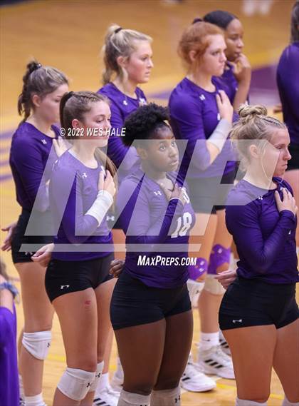 Thumbnail 3 in Arlington @ DeSoto Central photogallery.
