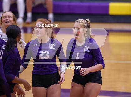 Thumbnail 3 in Arlington @ DeSoto Central photogallery.