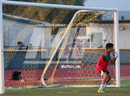 Thumbnail 1 in Royal vs Oak Park photogallery.