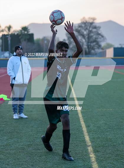 Thumbnail 2 in Royal vs Oak Park photogallery.