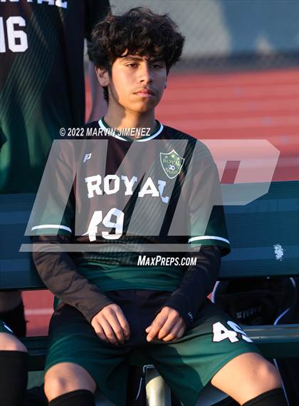 Thumbnail 3 in Royal vs Oak Park photogallery.