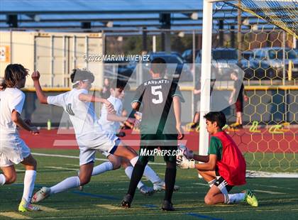 Thumbnail 3 in Royal vs Oak Park photogallery.