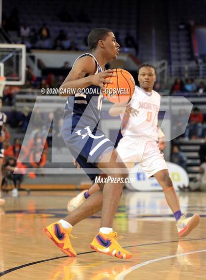 Thumbnail 1 in North Edgecombe vs. Henderson Collegiate (NCHSAA 1A Regional Playoff) photogallery.