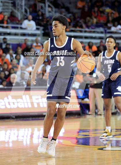 Thumbnail 1 in North Edgecombe vs. Henderson Collegiate (NCHSAA 1A Regional Playoff) photogallery.
