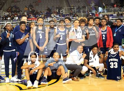 Thumbnail 1 in North Edgecombe vs. Henderson Collegiate (NCHSAA 1A Regional Playoff) photogallery.