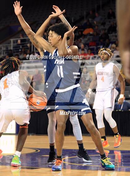 Thumbnail 1 in North Edgecombe vs. Henderson Collegiate (NCHSAA 1A Regional Playoff) photogallery.