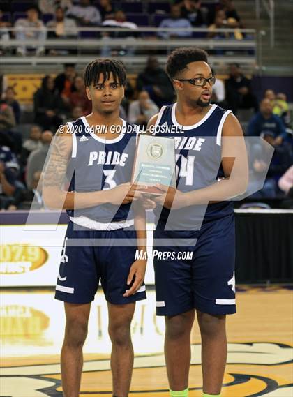 Thumbnail 2 in North Edgecombe vs. Henderson Collegiate (NCHSAA 1A Regional Playoff) photogallery.