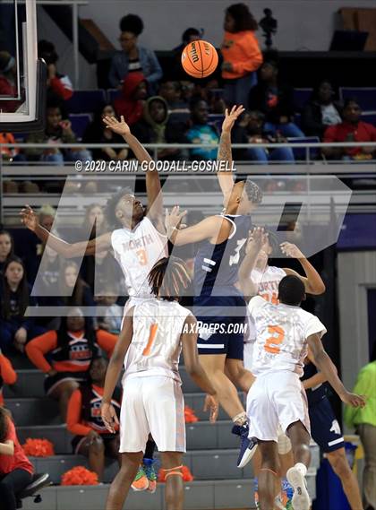 Thumbnail 2 in North Edgecombe vs. Henderson Collegiate (NCHSAA 1A Regional Playoff) photogallery.