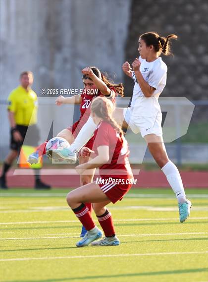 Thumbnail 3 in Lone Star vs. Lovejoy photogallery.