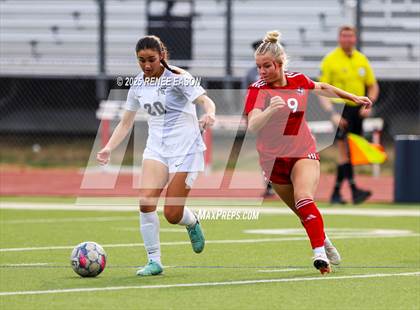 Thumbnail 3 in Lone Star vs. Lovejoy photogallery.