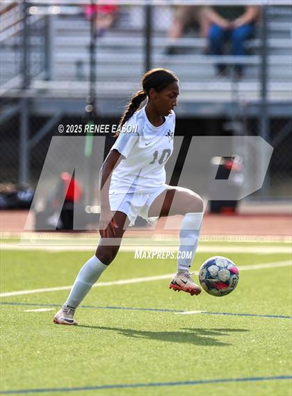 Thumbnail 3 in Lone Star vs. Lovejoy photogallery.