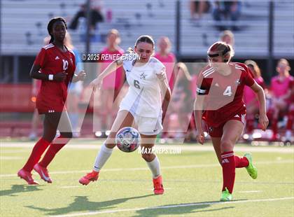 Thumbnail 2 in Lone Star vs. Lovejoy photogallery.