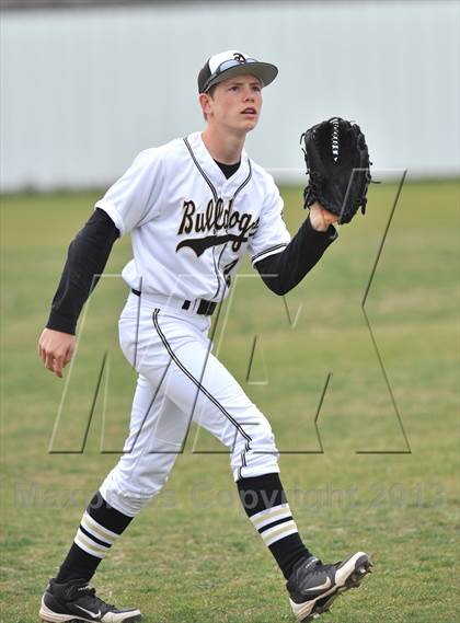 Thumbnail 3 in Petrolia vs Alvord (Lindsay Tournament) photogallery.