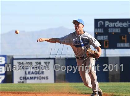 Thumbnail 1 in San Fernando vs. Sierra Vista (Blazer Bash) photogallery.
