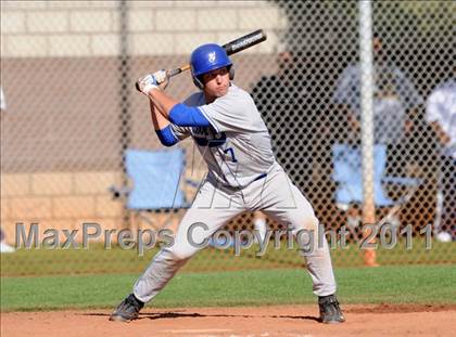Thumbnail 2 in San Fernando vs. Sierra Vista (Blazer Bash) photogallery.