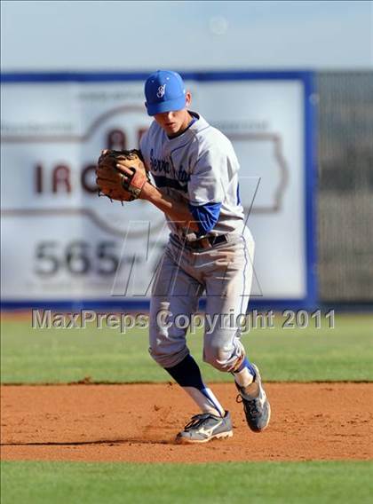 Thumbnail 3 in San Fernando vs. Sierra Vista (Blazer Bash) photogallery.