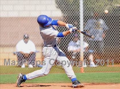 Thumbnail 3 in San Fernando vs. Sierra Vista (Blazer Bash) photogallery.
