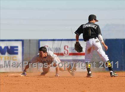 Thumbnail 3 in San Fernando vs. Sierra Vista (Blazer Bash) photogallery.