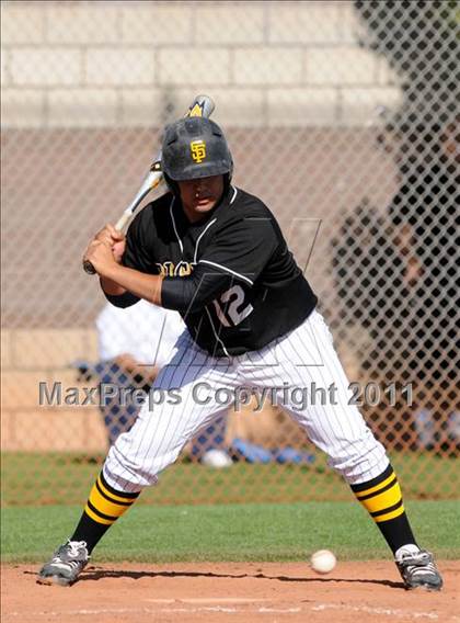 Thumbnail 3 in San Fernando vs. Sierra Vista (Blazer Bash) photogallery.