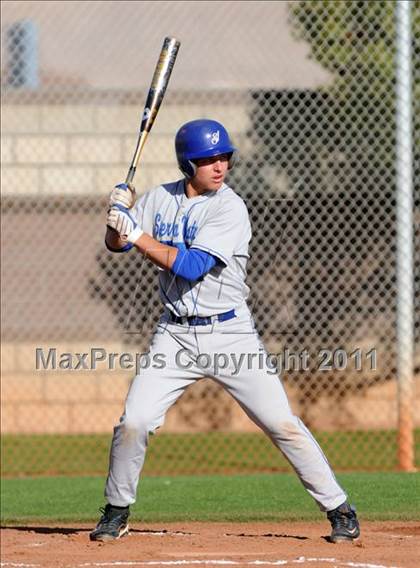 Thumbnail 2 in San Fernando vs. Sierra Vista (Blazer Bash) photogallery.