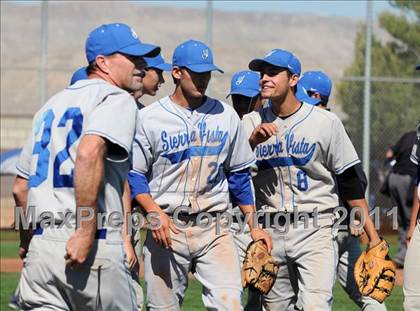 Thumbnail 2 in San Fernando vs. Sierra Vista (Blazer Bash) photogallery.