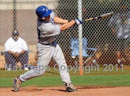 Thumbnail 3 in San Fernando vs. Sierra Vista (Blazer Bash) photogallery.