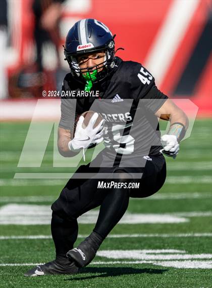 Thumbnail 3 in Corner Canyon vs. Lehi (UHSAA 6A Semifinal) photogallery.