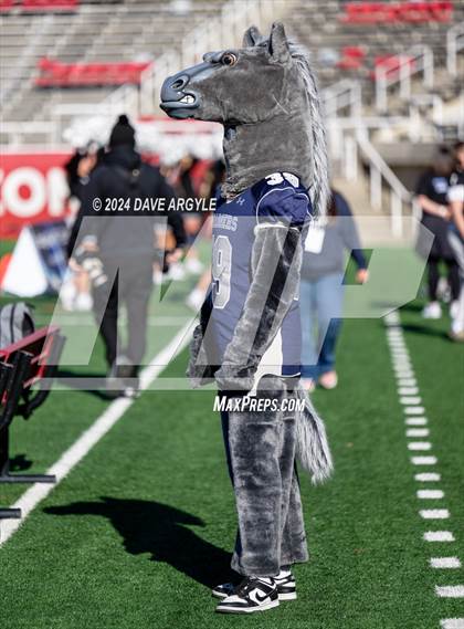 Thumbnail 1 in Corner Canyon vs. Lehi (UHSAA 6A Semifinal) photogallery.