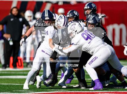 Thumbnail 2 in Corner Canyon vs. Lehi (UHSAA 6A Semifinal) photogallery.