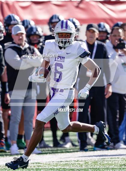 Thumbnail 2 in Corner Canyon vs. Lehi (UHSAA 6A Semifinal) photogallery.
