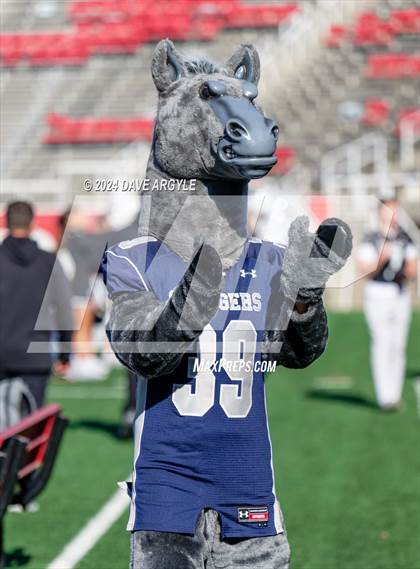 Thumbnail 2 in Corner Canyon vs. Lehi (UHSAA 6A Semifinal) photogallery.