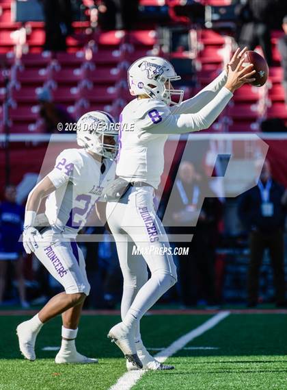 Thumbnail 3 in Corner Canyon vs. Lehi (UHSAA 6A Semifinal) photogallery.
