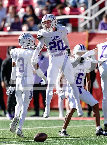 Thumbnail 2 in Corner Canyon vs. Lehi (UHSAA 6A Semifinal) photogallery.