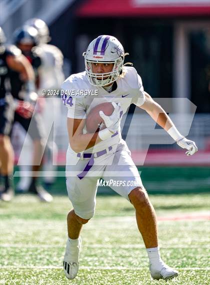 Thumbnail 2 in Corner Canyon vs. Lehi (UHSAA 6A Semifinal) photogallery.