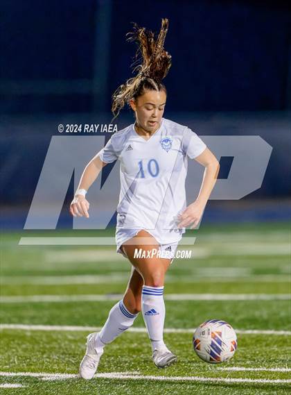 Thumbnail 2 in Inderkum vs. Davis Sr. (CIF SJS D1 Playoff) photogallery.