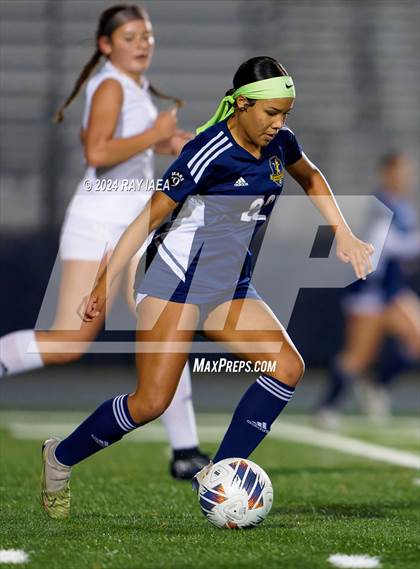 Thumbnail 3 in Inderkum vs. Davis Sr. (CIF SJS D1 Playoff) photogallery.