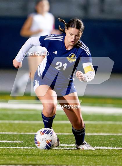 Thumbnail 3 in Inderkum vs. Davis Sr. (CIF SJS D1 Playoff) photogallery.