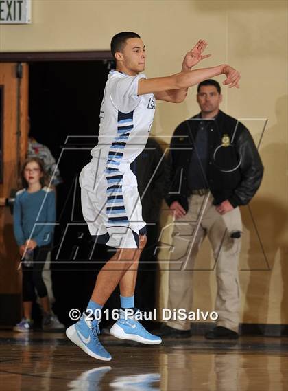 Thumbnail 2 in Golden @ Valor Christian photogallery.