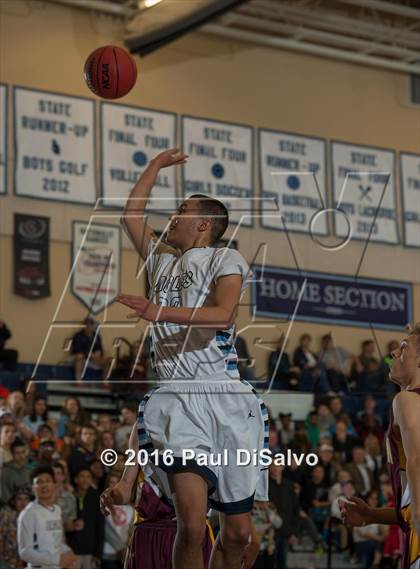 Thumbnail 3 in Golden @ Valor Christian photogallery.