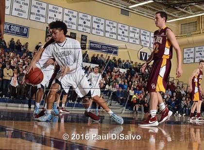 Thumbnail 2 in Golden @ Valor Christian photogallery.