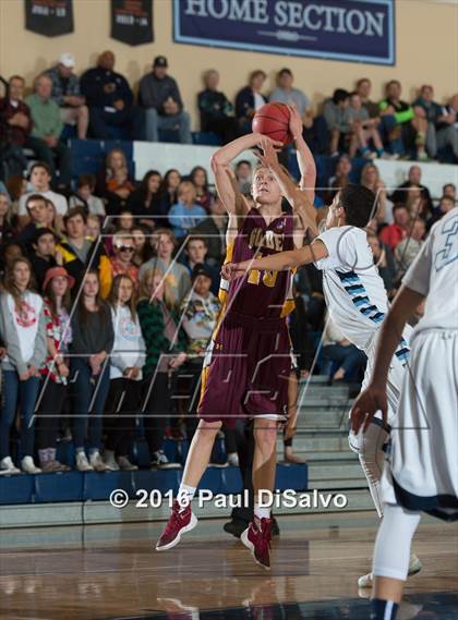 Thumbnail 1 in Golden @ Valor Christian photogallery.
