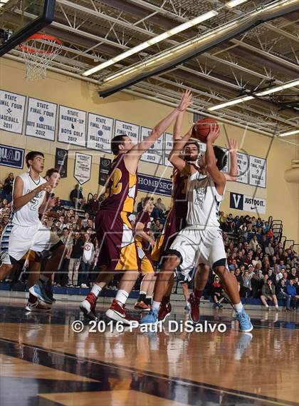 Thumbnail 2 in Golden @ Valor Christian photogallery.