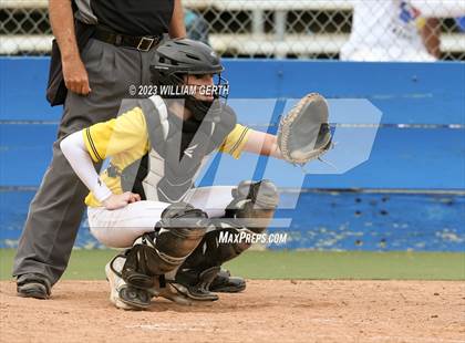 Thumbnail 2 in Berean Christian vs. San Marin photogallery.