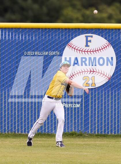Thumbnail 2 in Berean Christian vs. San Marin photogallery.