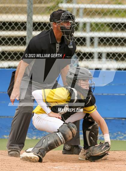 Thumbnail 3 in Berean Christian vs. San Marin photogallery.