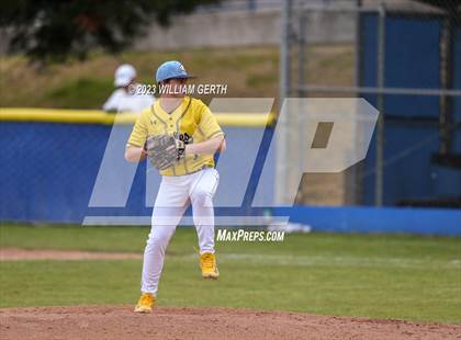 Thumbnail 2 in Berean Christian vs. San Marin photogallery.