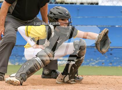 Thumbnail 3 in Berean Christian vs. San Marin photogallery.