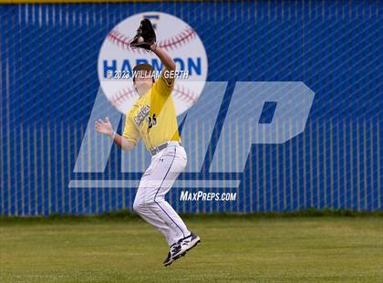 Thumbnail 2 in Berean Christian vs. San Marin photogallery.