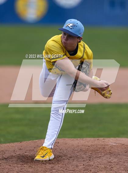 Thumbnail 1 in Berean Christian vs. San Marin photogallery.