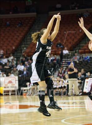 Thumbnail 1 in Lindsay vs Martins Mill (UIL D1 1A  Semifinals) photogallery.
